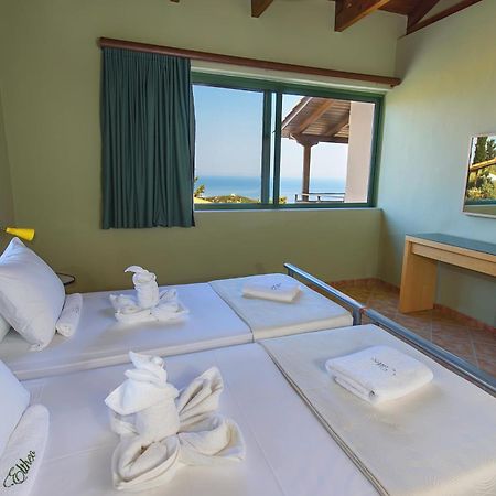 Eltheo Villas Áyios Nikítas Extérieur photo