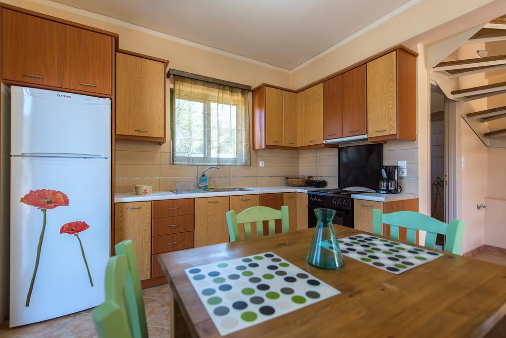 Eltheo Villas Áyios Nikítas Extérieur photo